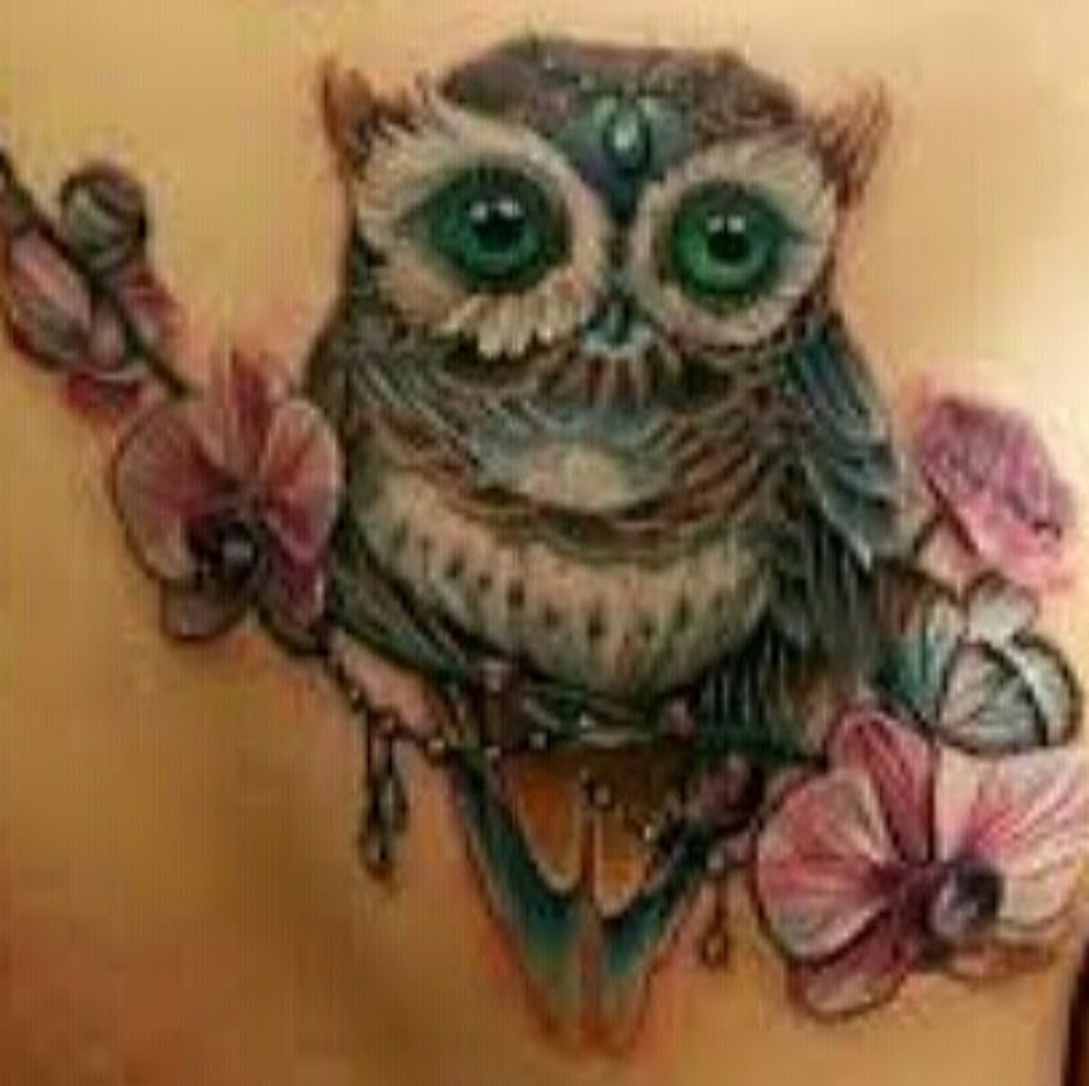 Meet your Posher Ambassador, Laurie 🐞